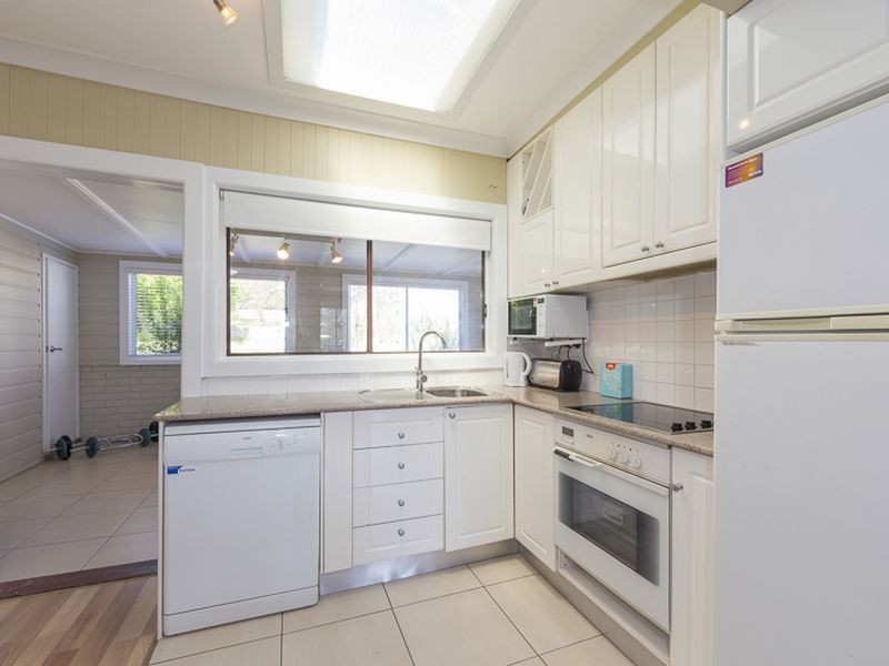 7 Iluka Avenue, Malua Bay NSW 2536