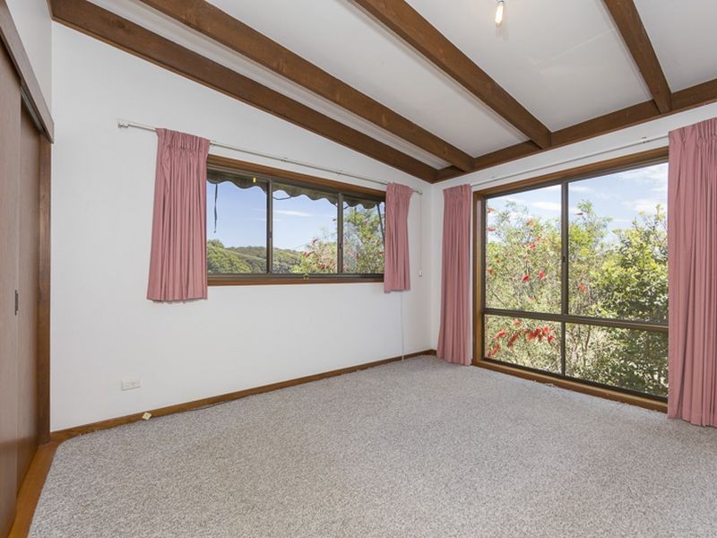 10 Waroo Crescent, Malua Bay NSW 2536