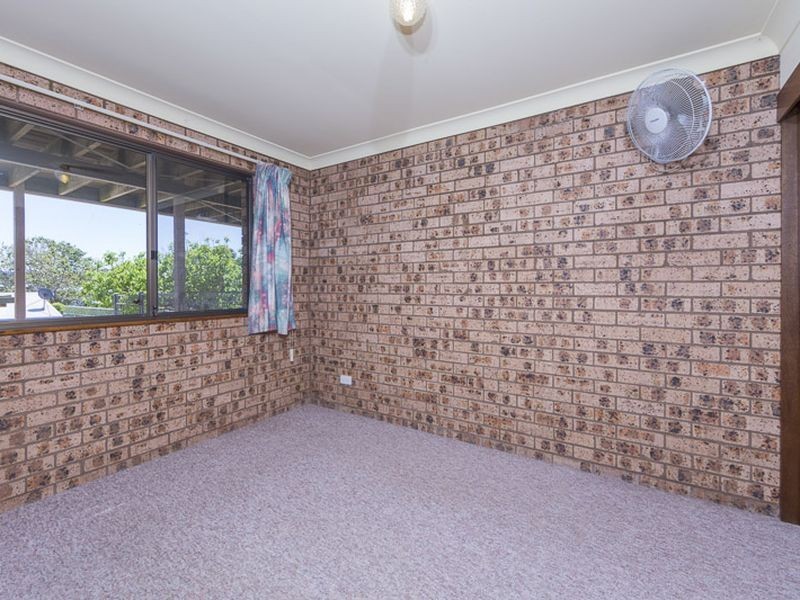 10 Waroo Crescent, Malua Bay NSW 2536