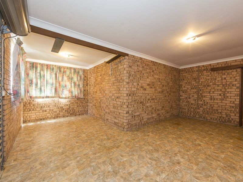 10 Waroo Crescent, Malua Bay NSW 2536