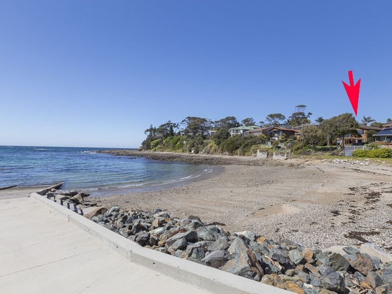 8 Iluka Avenue, Malua Bay NSW 2536