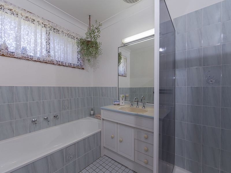 1 Mulgowrie Street, Malua Bay NSW 2536