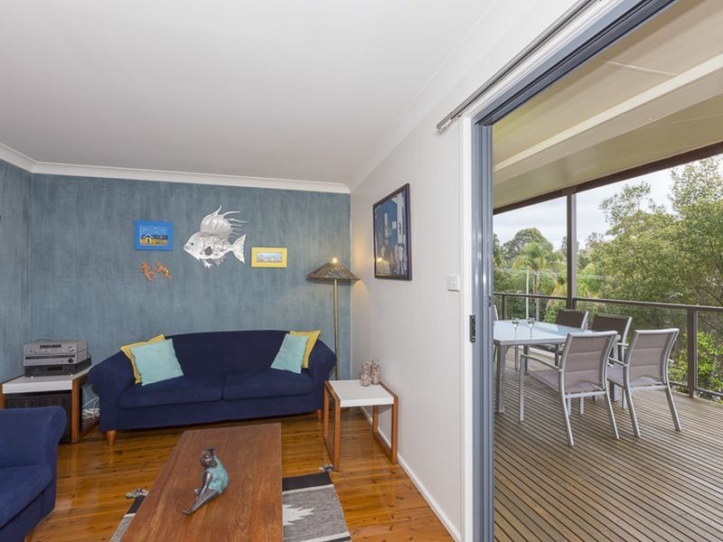 8 Merinda Street, Malua Bay NSW 2536