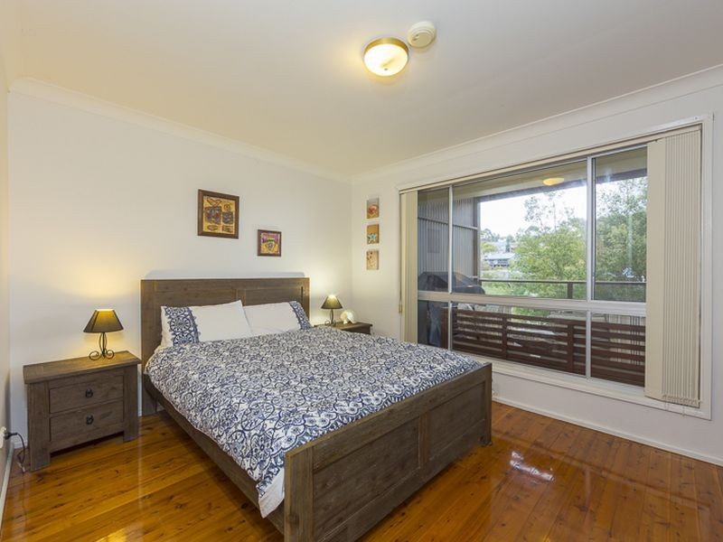 8 Merinda Street, Malua Bay NSW 2536