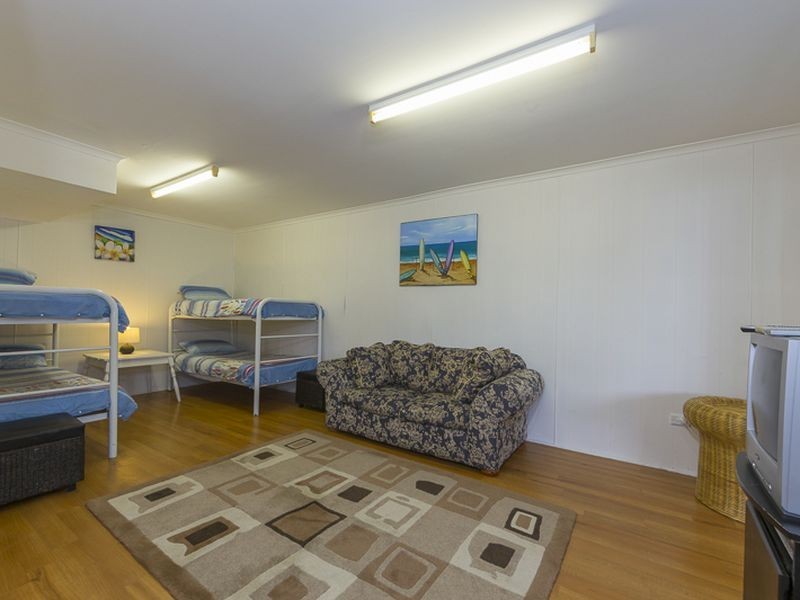 8 Merinda Street, Malua Bay NSW 2536