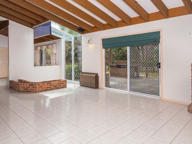 16 Escape Place, Malua Bay NSW 2536