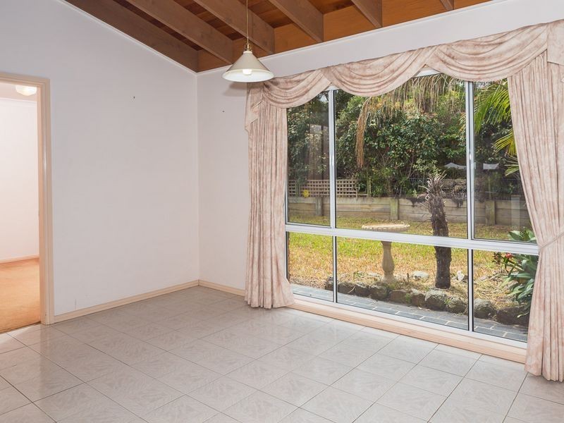 16 Escape Place, Malua Bay NSW 2536