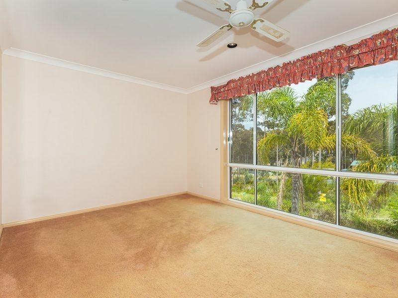 16 Escape Place, Malua Bay NSW 2536