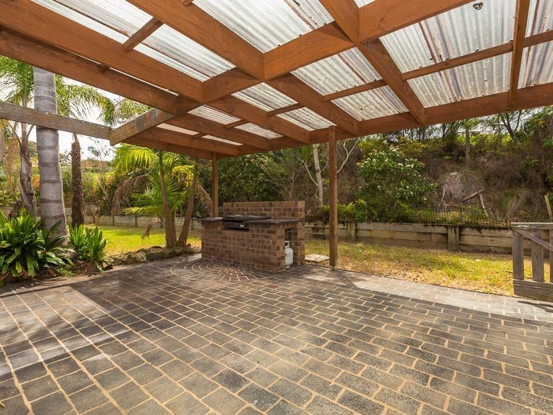 16 Escape Place, Malua Bay NSW 2536