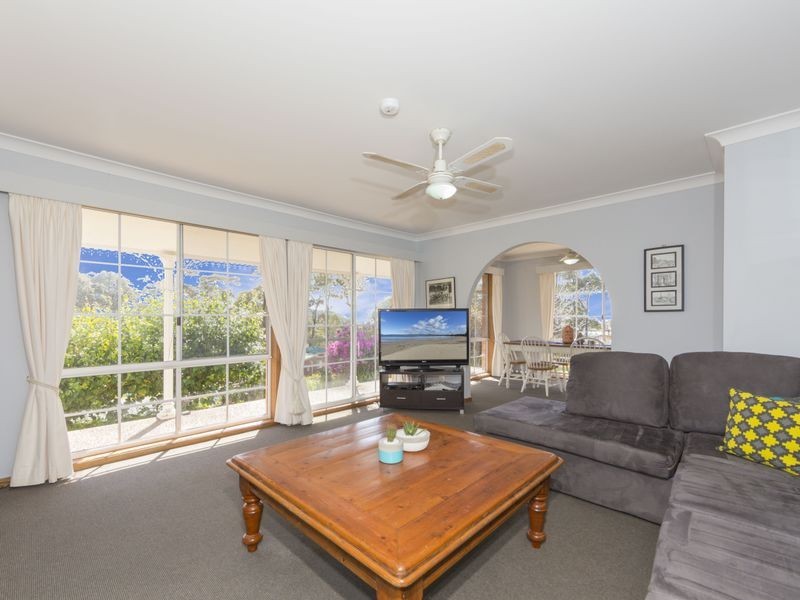 2 Kurrara Close, Malua Bay NSW 2536