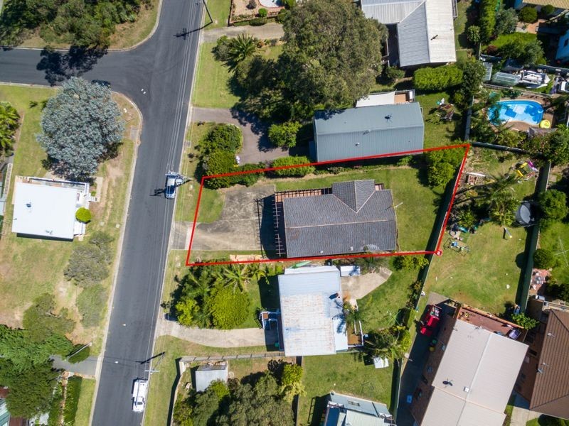 20 Waroo Crescent, Malua Bay NSW 2536