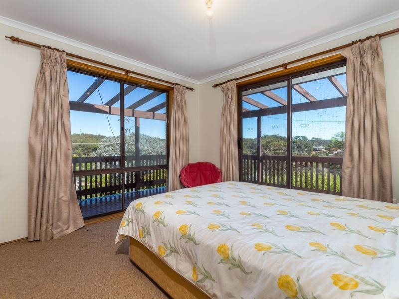 20 Waroo Crescent, Malua Bay NSW 2536