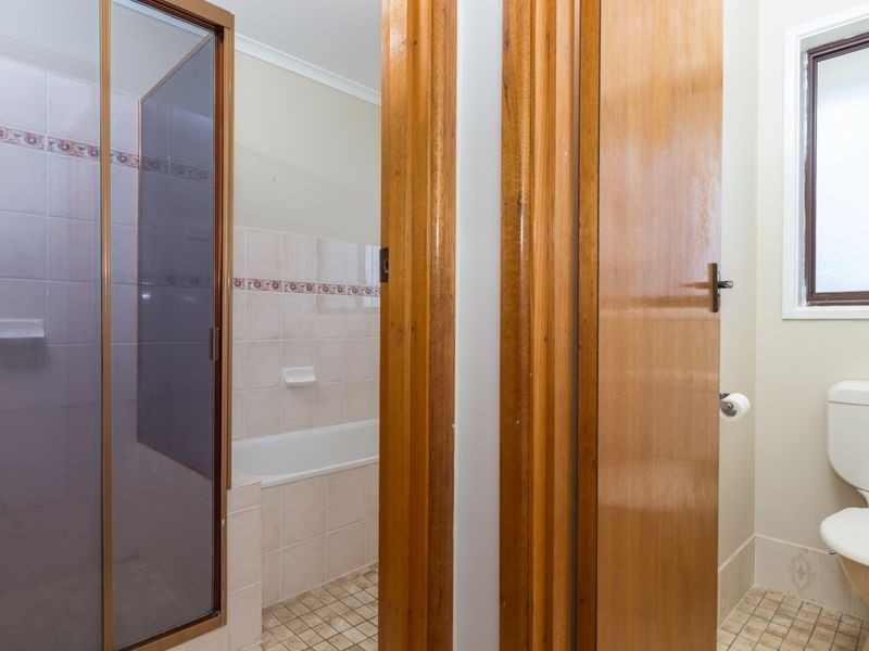 20 Waroo Crescent, Malua Bay NSW 2536