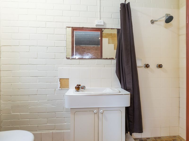 20 Waroo Crescent, Malua Bay NSW 2536