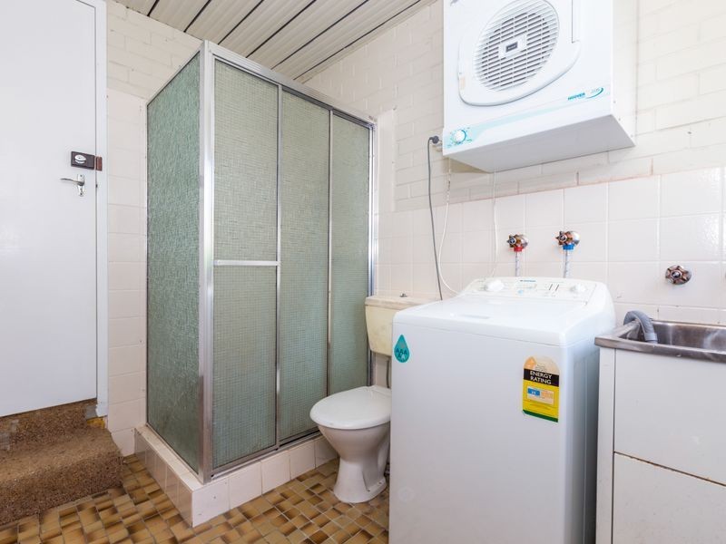 20 Waroo Crescent, Malua Bay NSW 2536