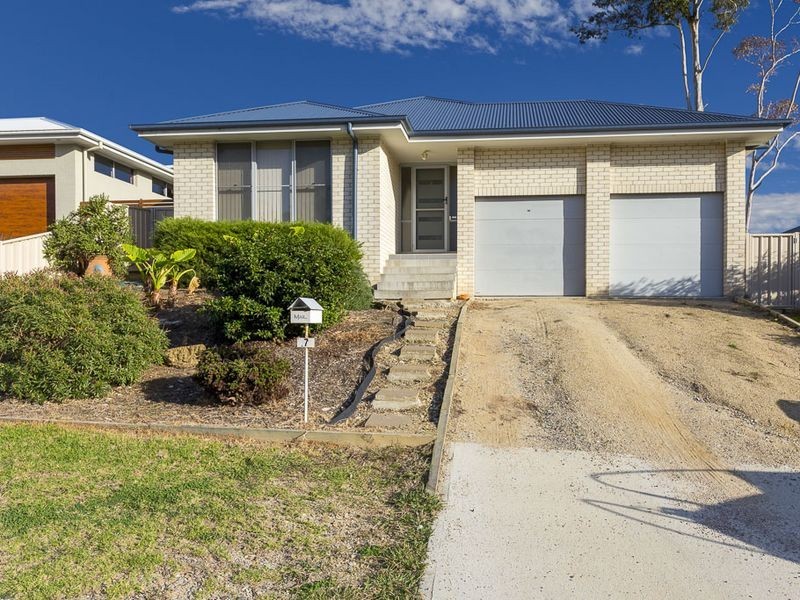 7 Elandra Place, Malua Bay NSW 2536
