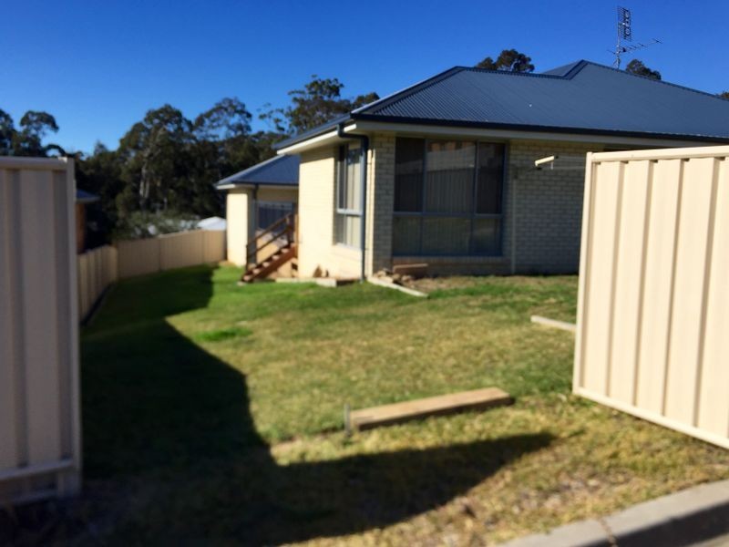 7 Elandra Place, Malua Bay NSW 2536