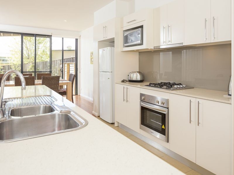 6/20 Sylvan Street, Malua Bay NSW 2536