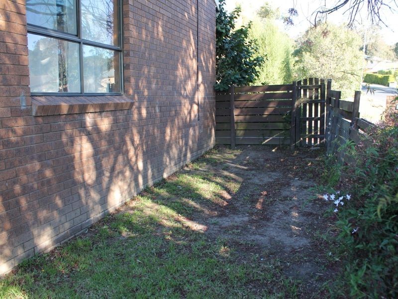 1/4 Eric Fenning Drive, Surf Beach NSW 2536