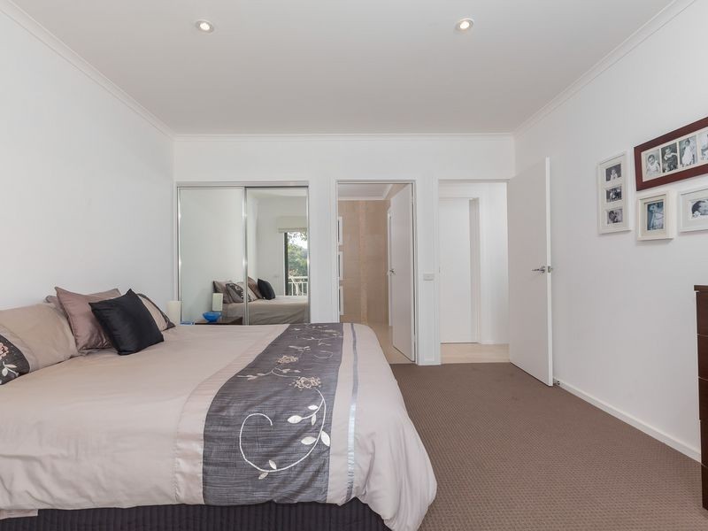 1/12 Tallawang Avenue, Malua Bay NSW 2536