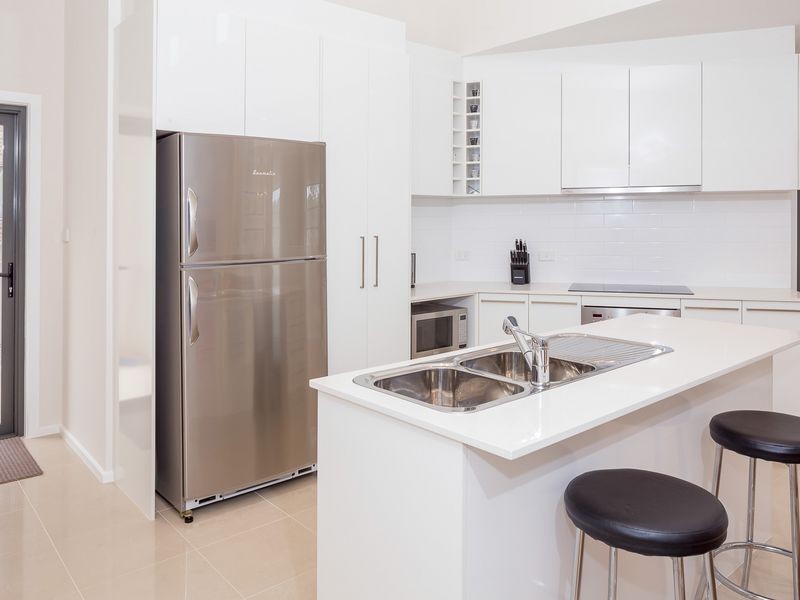 2/12 Tallawang Avenue, Malua Bay NSW 2536