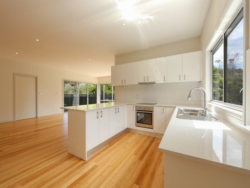 14B Wimbin Avenue, Malua Bay NSW 2536