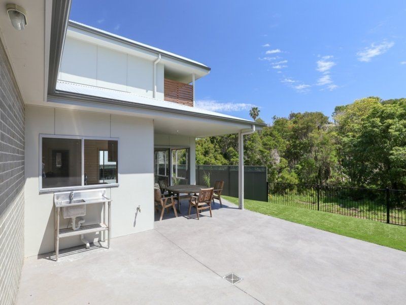 14B Wimbin Avenue, Malua Bay NSW 2536