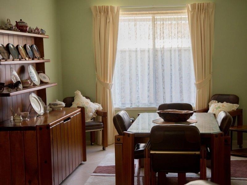 42 Bellbird Drive, Malua Bay NSW 2536