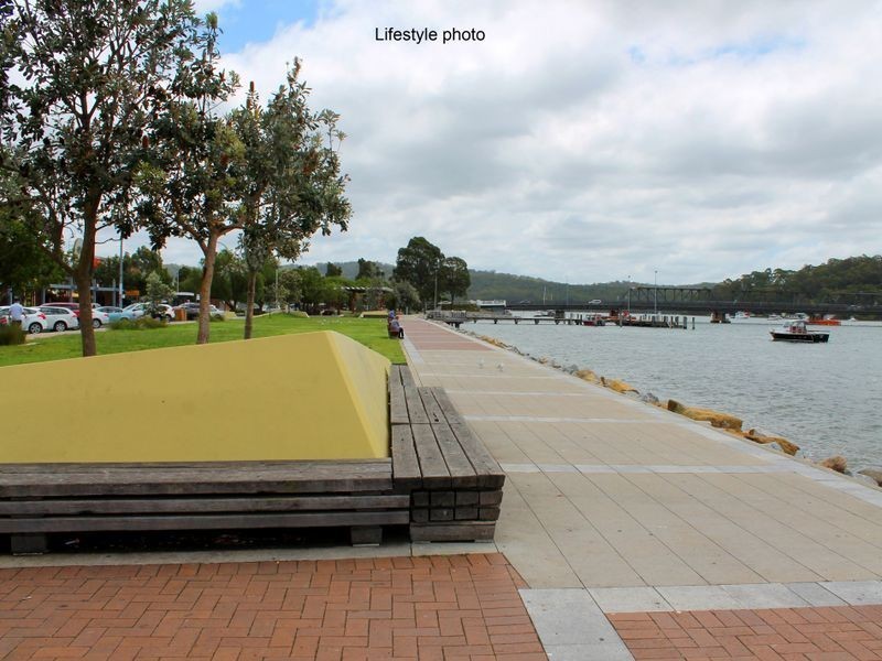 19 Clyde Street, Batemans Bay NSW 2536