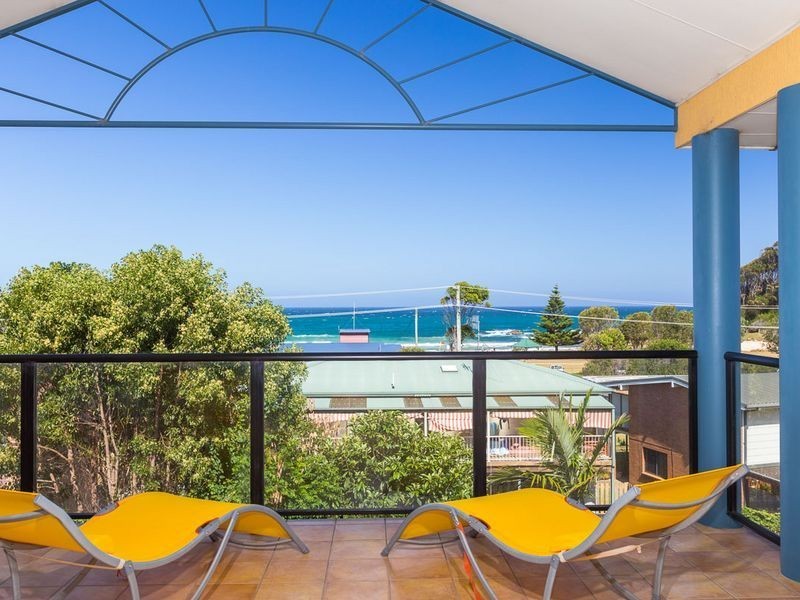 12 Moorong Crescent, Malua Bay NSW 2536