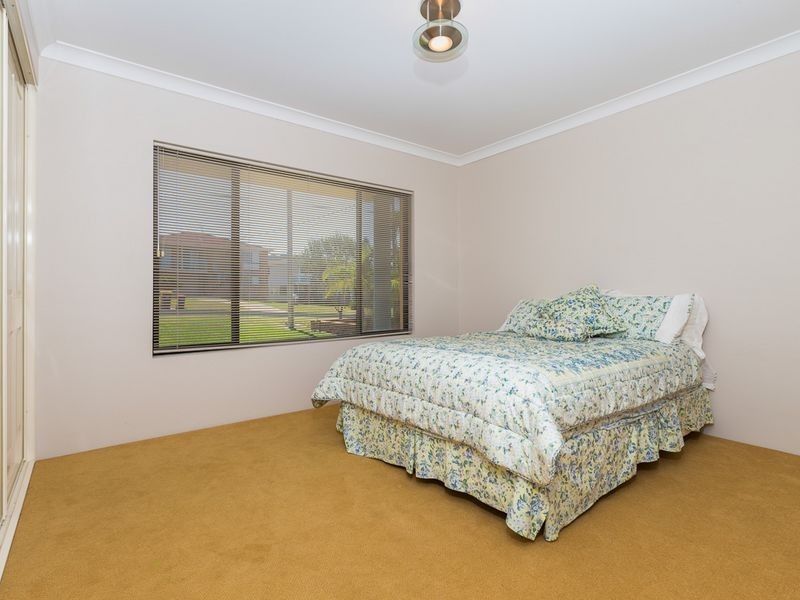 12 Moorong Crescent, Malua Bay NSW 2536