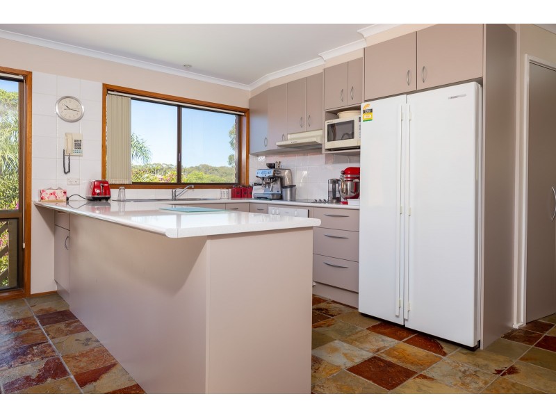 9 Nioka Avenue, Malua Bay NSW 2536
