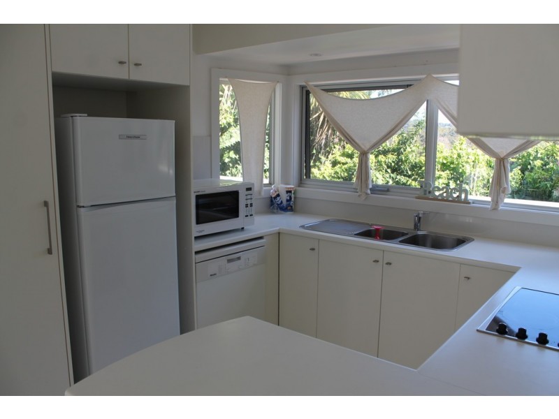 40 Tallawang Avenue, Malua Bay NSW 2536