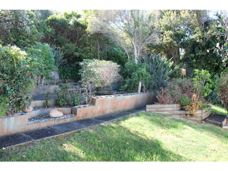 40 Tallawang Avenue, Malua Bay NSW 2536