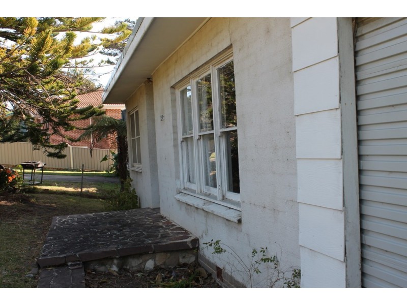 10 Wimbin Avenue, Malua Bay NSW 2536