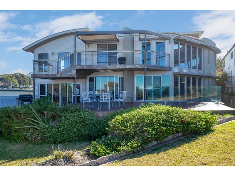 41 Tallawang Avenue, Malua Bay NSW 2536
