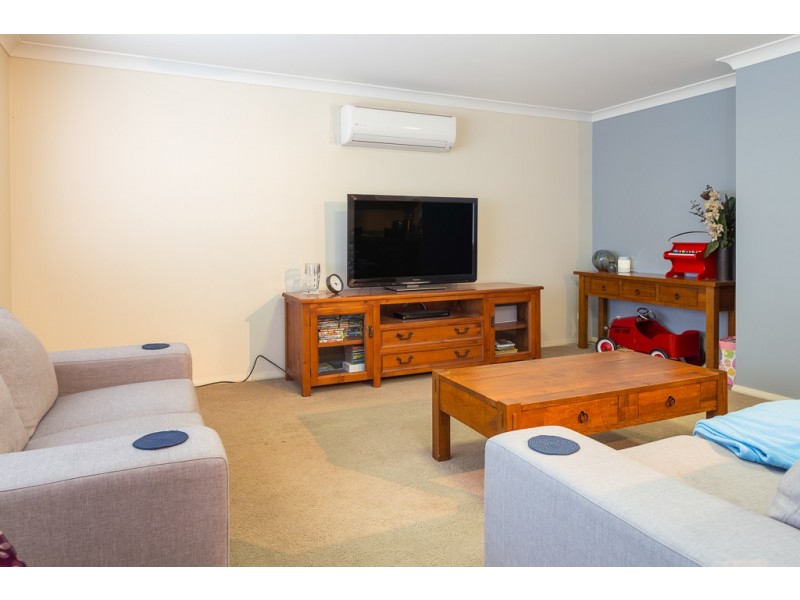 19B Johnson Place, Surf Beach NSW 2536