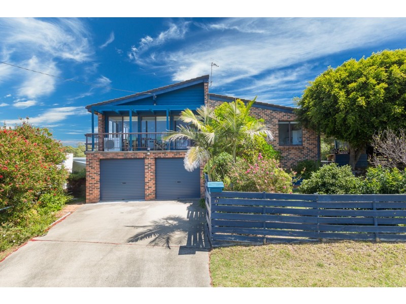 23 Illabunda Drive, Malua Bay NSW 2536