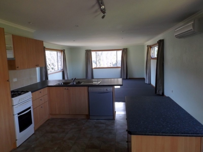 2 Wimbin Avenue, Malua Bay NSW 2536