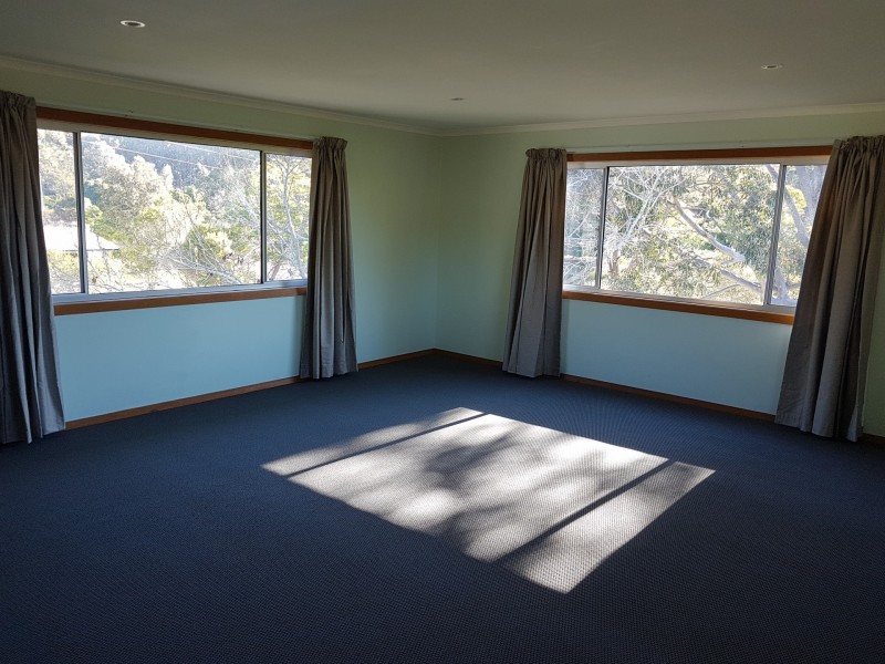 2 Wimbin Avenue, Malua Bay NSW 2536