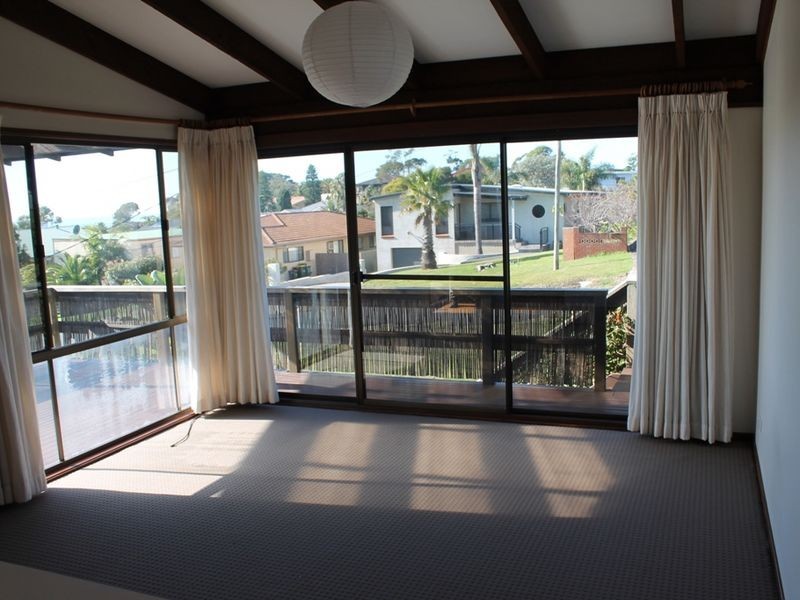 19 Boondi Street, Malua Bay NSW 2536