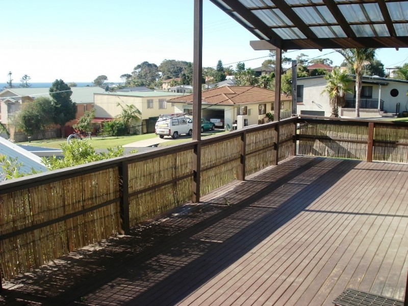 19 Boondi Street, Malua Bay NSW 2536