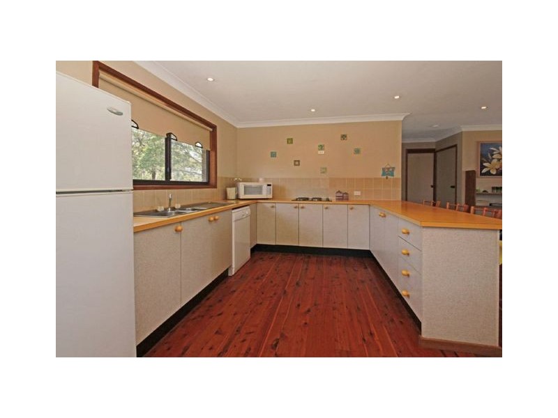 16 Endeavour Ave, Lilli Pilli NSW 2536