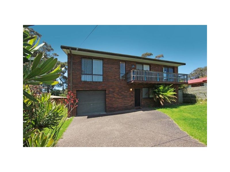 16 Endeavour Ave, Lilli Pilli NSW 2536