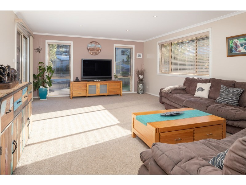 21 Merriwee Avenue, Malua Bay NSW 2536