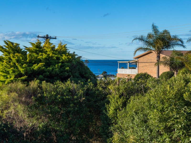 101 Tallawang Avenue, Malua Bay NSW 2536