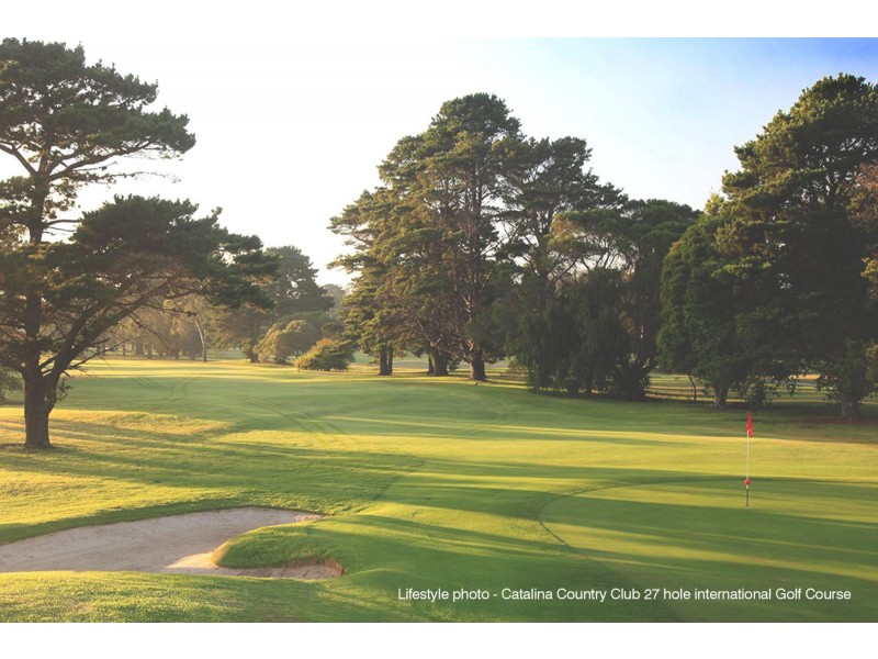 30 Golf Links Drive, Batemans Bay NSW 2536
