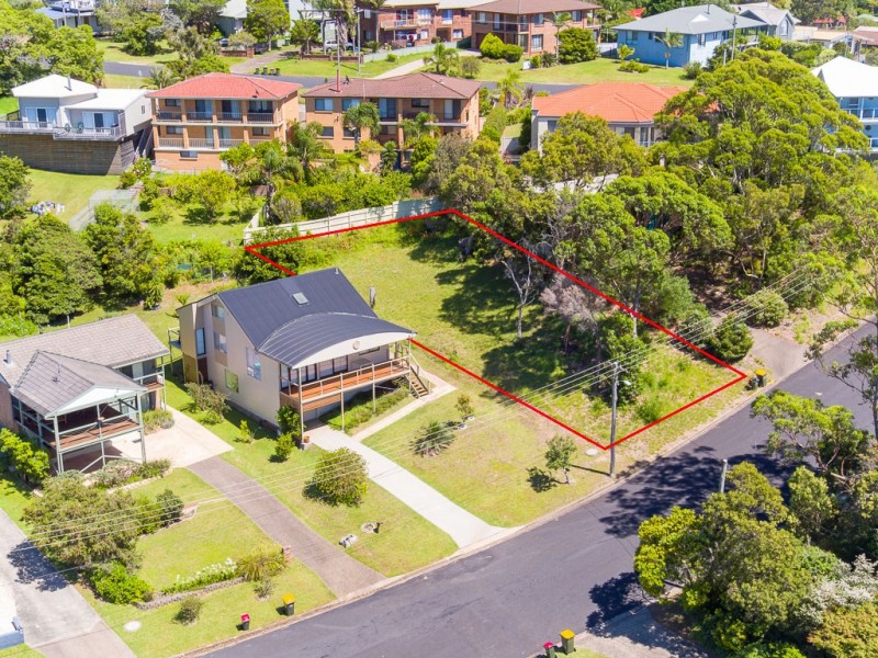 5 Illabunda Drive, Malua Bay NSW 2536