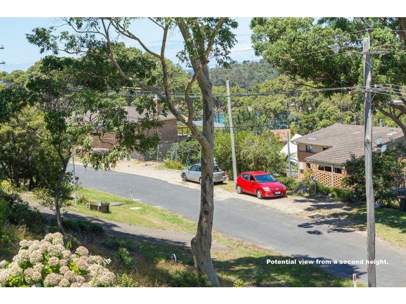 24 Mulgowrie Street, Malua Bay NSW 2536
