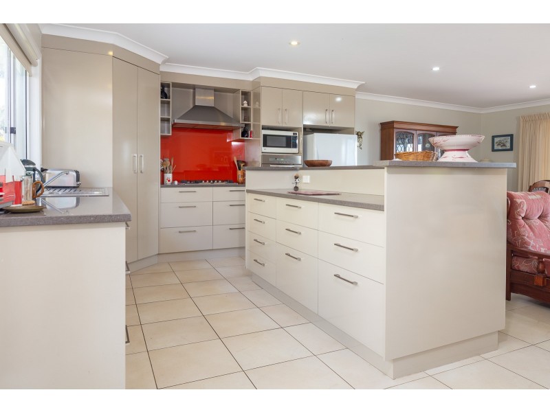 113 Tallawang Avenue, Malua Bay NSW 2536